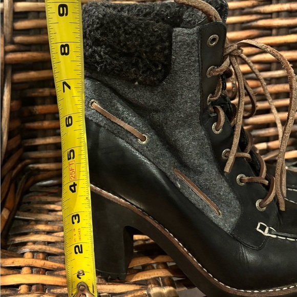 Sperry Top Sider Ankle Boots Black Leather/Gray High Heel
Lace Up Women's 8 - Picture 4 of 14